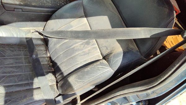 91-94 Chevy S10 Blazer Driver Left Front Seat Belt Retractor Oem Shoulder Black — photo 4