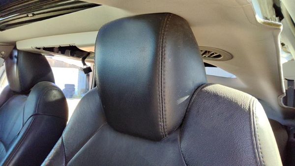 2008-2012 Gmc Acadia Driver Left Front Headrest Oem Black 25941755 — photo 1