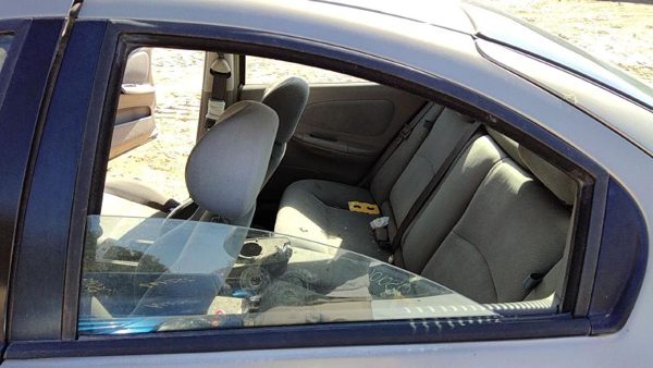 2000-2005 Dodge Neon Driver Left Rear Side Window Door Glass Oem Back 05115683Aa — photo 2