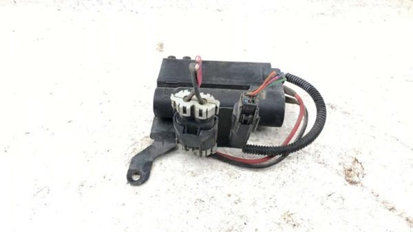 2007 Gmc Yukon Windshield Washer Fluid Heater Assembly Oem 15897902 — photo 3