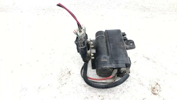 2007 Gmc Yukon Windshield Washer Fluid Heater Assembly Oem 15897902 — photo 4