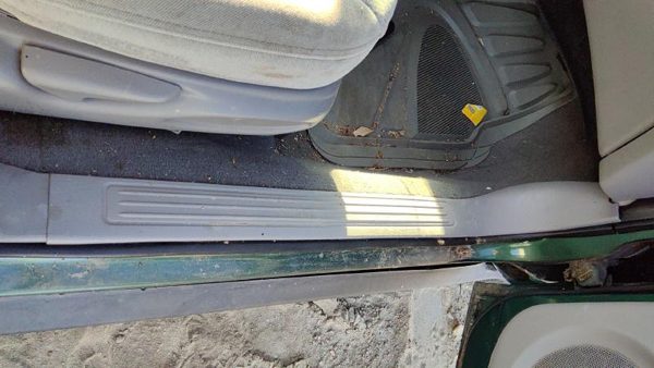 00-07 Ford Taurus Passenger Right Lower Sill Step Moulding Trim Panel Oem Gray — photo 2