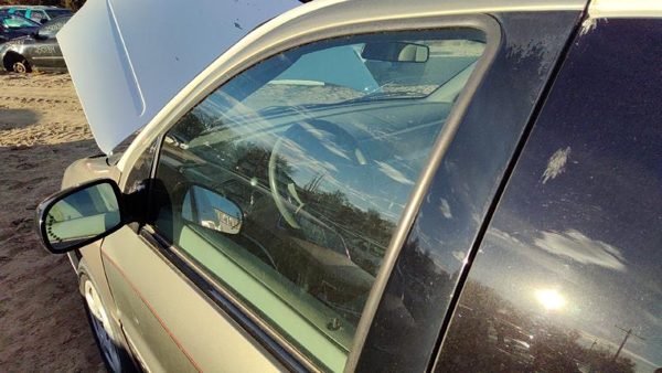 2004-2007 Ford Freestar Driver Left Front Side Window Door Glass Oem — photo 3