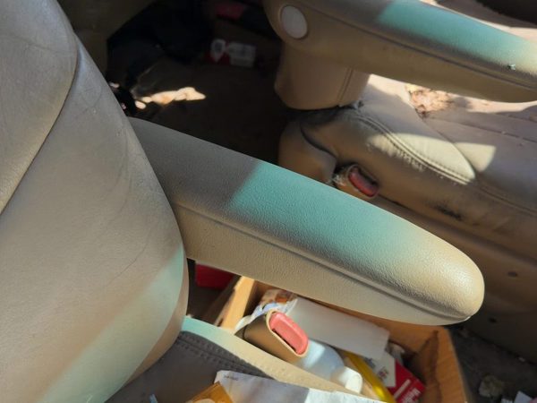 96-00 Town & Country Passenger Right Front Arm Rest Side Seat Oem Door Tan Flk5 — photo 2