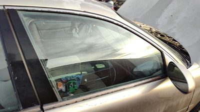 1997-2005 Buick Century Passenger Right Front Side Window Door Glass Oem