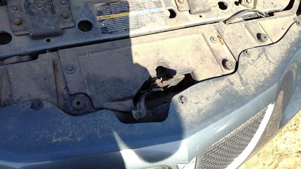 1997-2008 Pontiac Grand Prix Hood Latch Assembly With Bracket Oem — photo 1