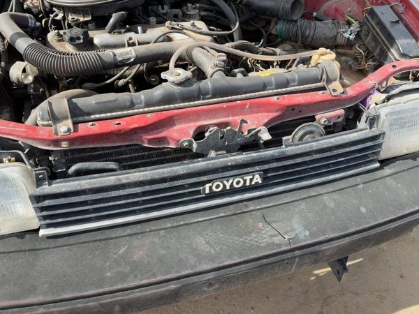 1987-1988 Toyota Fx Front Grille Assembly Oem 5310102020E1 — photo 1