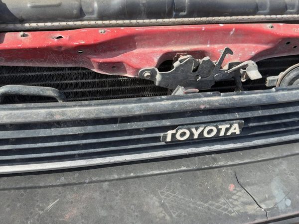 1987-1988 Toyota Fx Front Grille Assembly Oem 5310102020E1 — photo 6