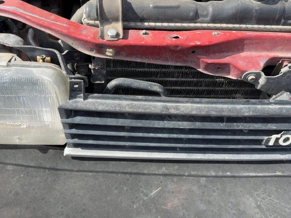 1987-1988 Toyota Fx Front Grille Assembly Oem 5310102020E1 — photo 5