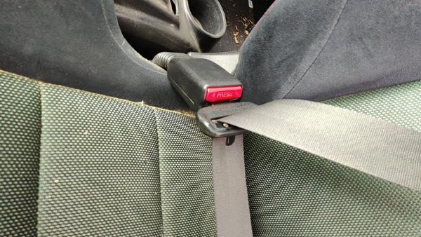 2002-05 Civic Hatchback Si Driver Left Front Seat Belt Buckle Receiver Black Bk — photo 7