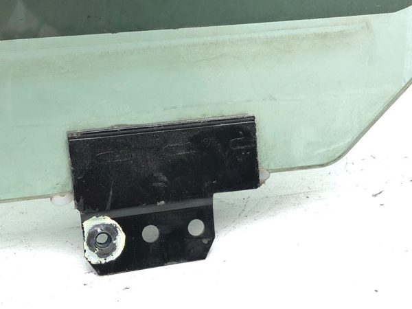 2003 Ford F-150 Front Door Glass/window RH — photo 8