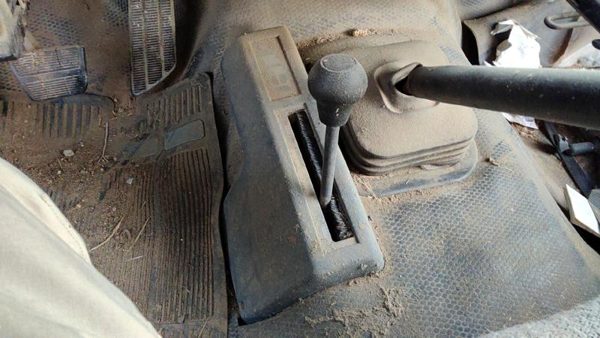 91 Chevy Silverado 1500 4X4 Shifter Lever Assembly With Linkage 4Wd T Case Shift — photo 3