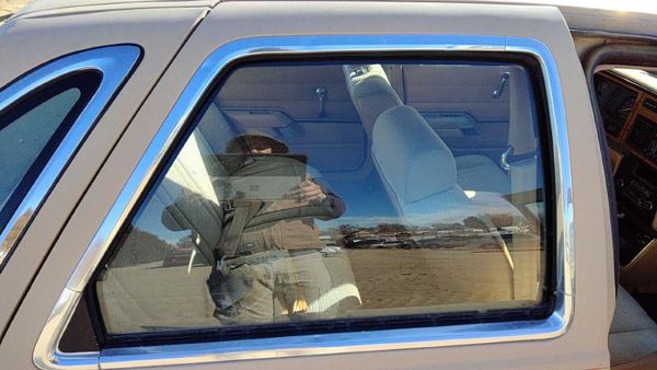 1984-1987 Ford Tempo Passenger Right Rear Side Window Door Glass Oem Back — photo 3
