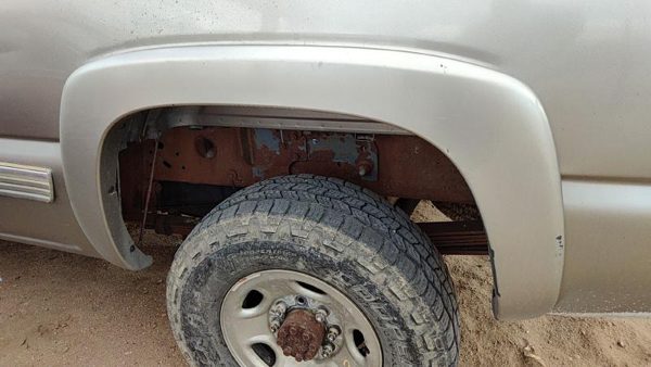99-07 Silverado 2500 Driver Left Rear Wheel Flare Moulding Oem Back Pewter 11U — photo 1