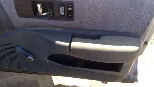1991 Chevy Caprice Passenger Right Front Inside Door Trim Panel Only Oem Blue — photo 10
