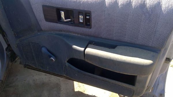 1991 Chevy Caprice Passenger Right Front Inside Door Trim Panel Only Oem Blue — photo 11