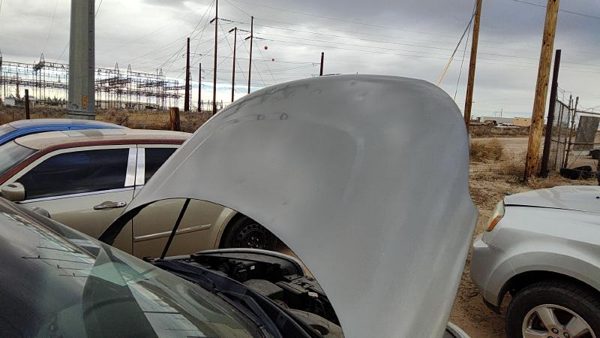 2017 Kia Soul Hood Titanium Gray Im — photo 2