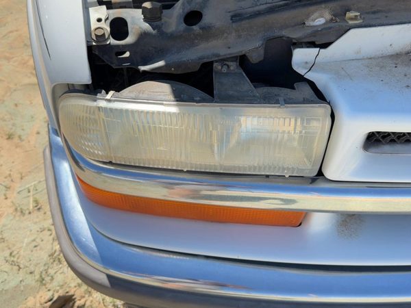 1998-2005 Chevy S10 Blazer Passenger Right Head Light Oem Front Lamp 16526218 — photo 4