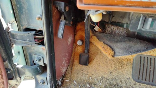 84-86 Jeep Grand Wagoneer Parking Brake Pedal Assembly Complete Emergency Unit — photo 1