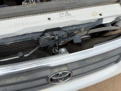 2000-2001 Toyota Camry Hood Latch Assembly With Bracket Oem 5320133110