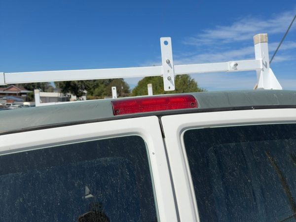 1996-2002 Chevy Express 2500 Third Brake Light Middle Lamp Oem — photo 6