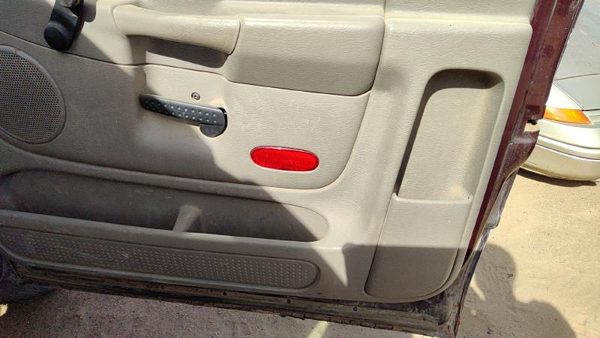 03-05 Ram 2500 Passenger Right Front Door Trim Panel Manual Windows Taupe L5 — photo 6