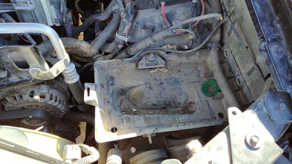 2002-2009 Chevy Trail Blazer Complete Battery Box Mount Tray With Hold Down 4.2L — photo 1