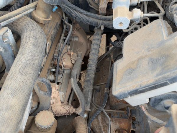 1996-1999 Chevy Silverado 1500 Driver Left Exhaust Manifold Assembly Oem 5.7L — photo 1