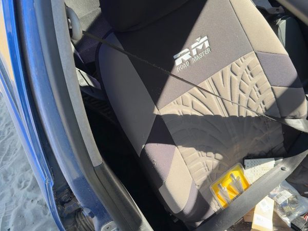 2000-2011 Vw Jetta Passenger Right Front Seat Belt Retractor Oem Shoulder Black — photo 2