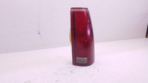 1996 Ct1500 Tail Light Assembly RH Passenger Right Fits 90-00 Chevrolet 2500 — photo 1