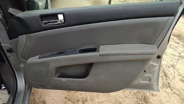 08-09 Sentra Passenger Right Front Door Trim Panel With Switches Charcoal W — photo 1