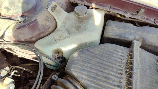 96-99 Buick Lesabre Windshield Washer Fluid Reservoir With Pump Oem Wiper Tank — photo 4