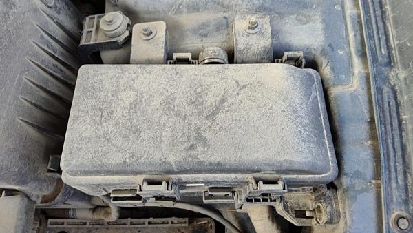2006-2010 Hyundai Sonata Engine Fuse Box Power Distribution Panel Oem 3.3L — photo 1