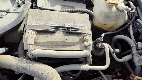 99-01 Jeep Grand Cherokee Complete Battery Box Mount Tray With Hold Down 4.0L — photo 2