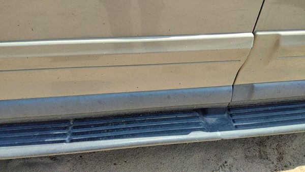 98 Lincoln Navigator Driver Left Front Moulding From Door Oem Trim Strip Gold Bi — photo 2