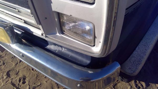 1989 Chevy G20 Van Driver Left Trim Bezel Around Headlight Oem Dual 15596118 — photo 7