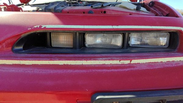 1993 Pontiac Grand Prix Headlight Door LH — photo 4
