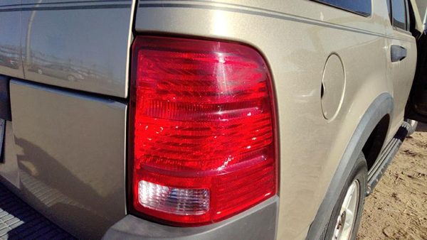2002-2005 Ford Explorer Passenger Right Tail Light Brake Lamp Oem Rear — photo 5