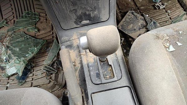05 Camry Floor Shifter Lever Assembly Shift Unit Automatic Transmission 95 Stone — photo 3
