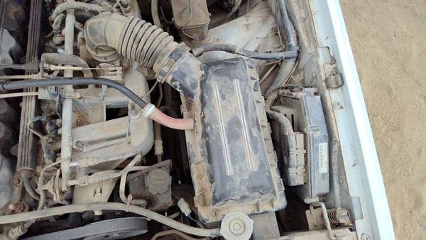 92-95 Cherokee Complete Air Intake Cleaner Filter Box Housing With Tube 4.0L — photo 5