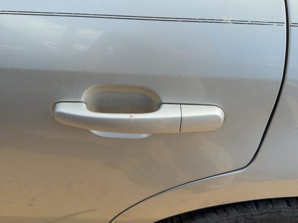 05-07 Fivehundred Driver Left Rear Outside Door Handle Oem Back Silver Birch Jp — photo 2