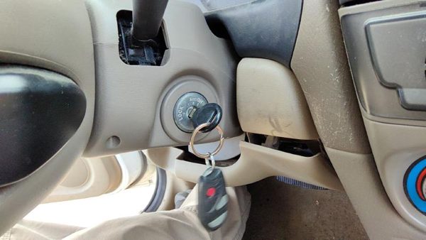 2002 Nissan Sentra Ignition Switch Assembly With Key Complete Electrical Oem — photo 3