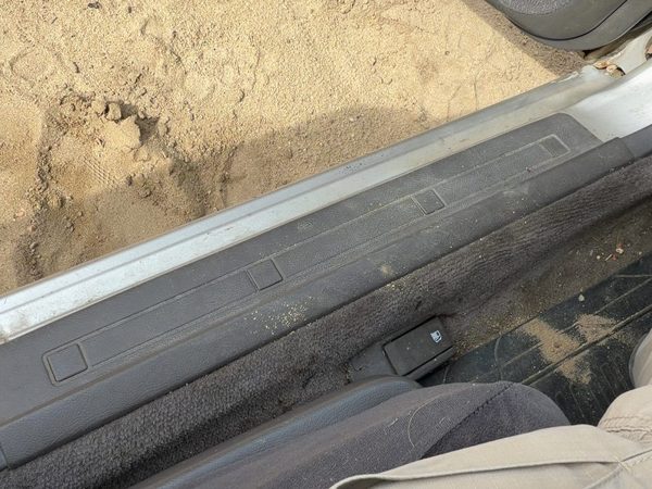 1990-1994 Subaru Legacy Driver Left Lower Sill Step Moulding Trim Panel Oem Gray — photo 5