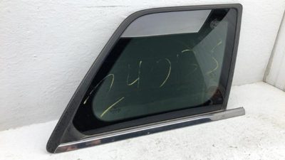 05-10 Grand Cherokee Passenger Right Rear Quarter Glass Back Side Window Oem