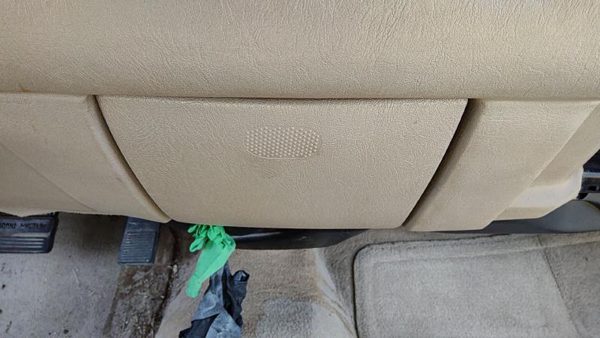 1999-2005 Buick Park Ave Ash Tray Assembly Oem Slide Out Dash Tan — photo 1