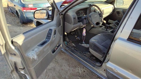 2001 Jeep Grand Cherokee — vehicle photo 5
