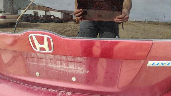 10 Insight License Plate Trim Surround Panel Oem Tail Trunk Finish Tango Red Re — photo 3