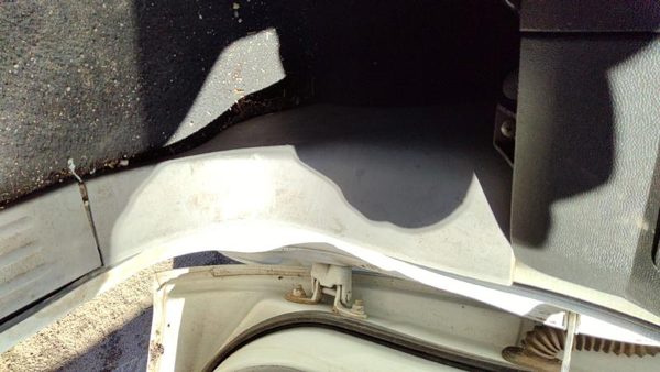 04-05 Nissan Titan Passenger Right Lower Kick Trim Panel Oem W Graphite — photo 3