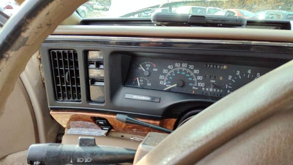 1994 Buick Park Ave Trim Bezel Around Radio Surround Dash Panel Oem Tan 25629620 — photo 6