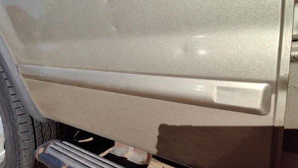 02-10 Explorer Passenger Right Rear Moulding From Door Back Trim B2 Harvest Gold — photo 3